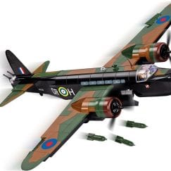 Picture of COBI Vickers Wellington set made.