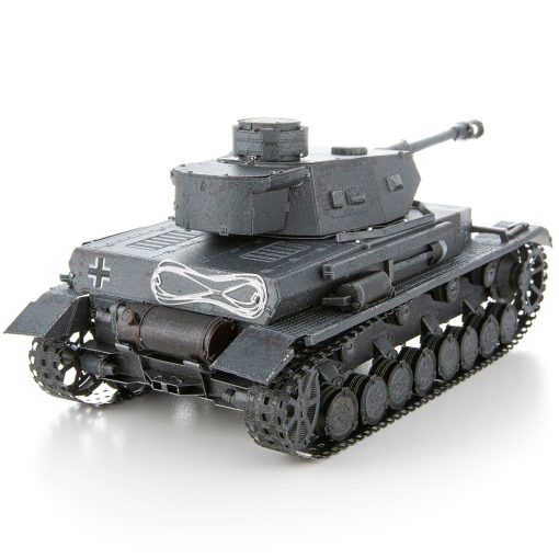 Metal Earth Panzer IV Tank - example image of the product fully assembled - viewed from behind